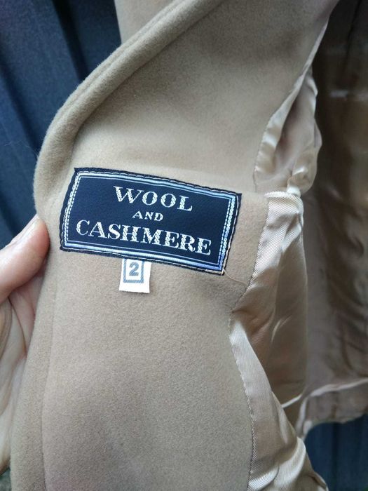 Продам женское пальто