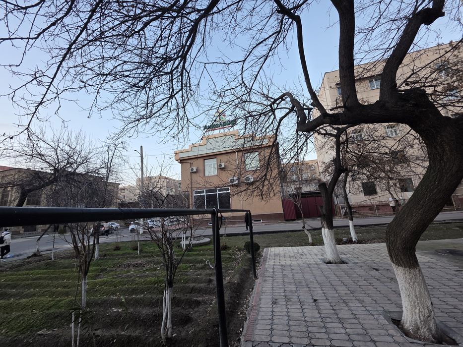 Сдаётся в Аренду Свой Под Клиника/Офис и Другой 660 м² в Чорсу Қоратош