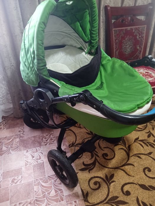 Продам коляску детскую