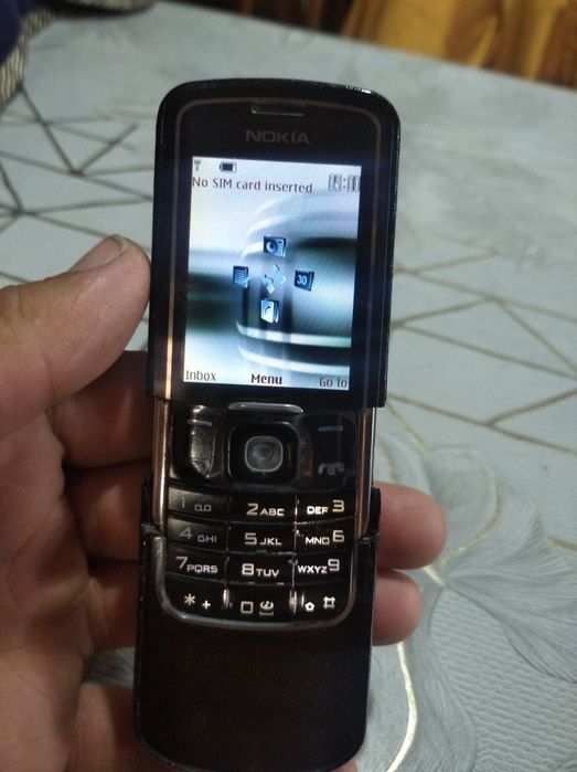 Tilifon nokia 8600