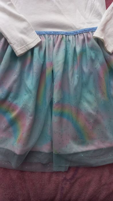 Красиви рокли  122 -128 размер