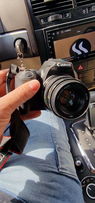 Canon EOS 250D + 5 обектива