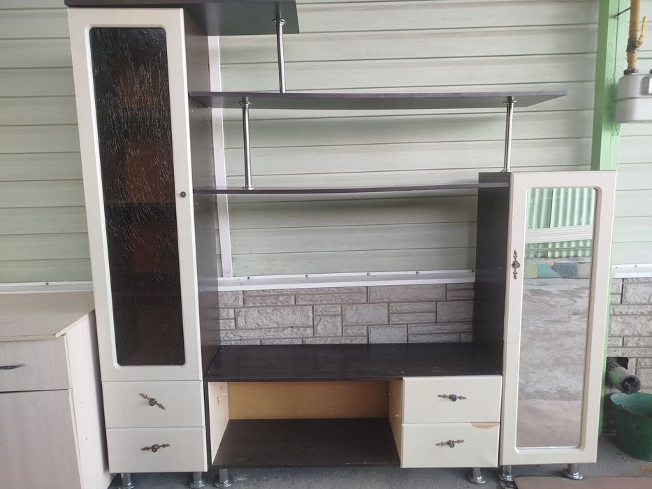 Отдам за символическую сумму. Самовывозом