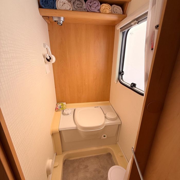 Vand rulota Dethleffs  Camper 2008