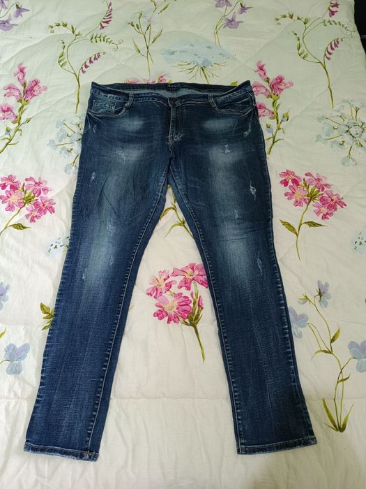 Дънки и панталони