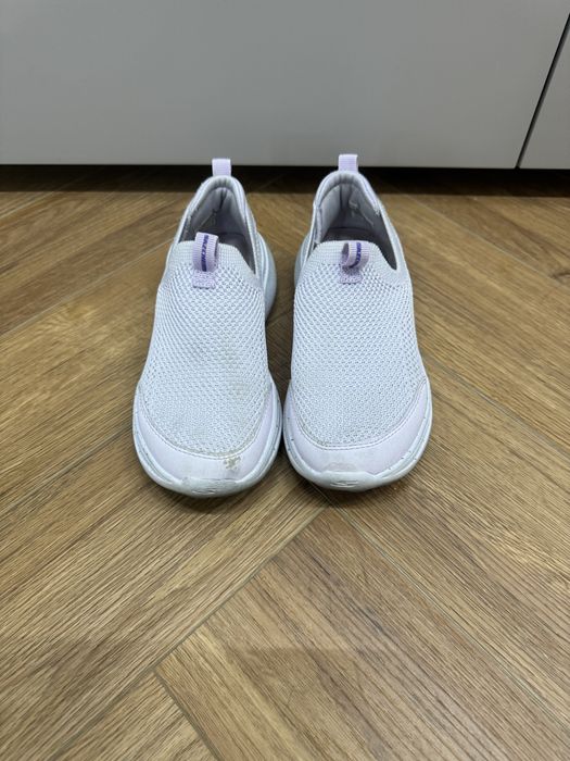 Кроссовки Skechers