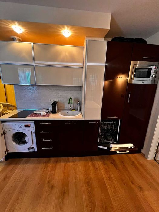 Продава се Тристаен апартамент в к.к. Слънчев бряг - 84 кв.м за 1584 €/кв.м - Снимка #1