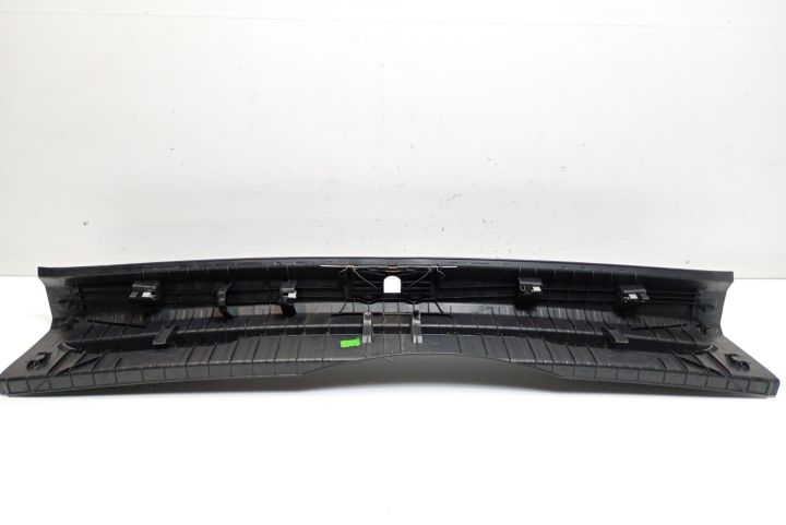 Ornament  fusta portbagaj combi 5G9863459 Volkswagen VW Golf a 7-a ge