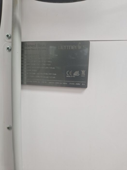 Masaj cu vacuum endermologic Dermedics profesional