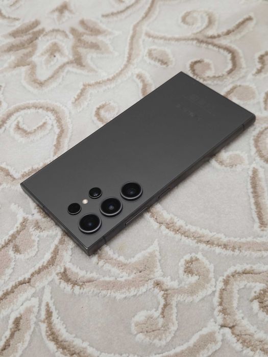 Продам Samsung S24 Ultra 256 gb