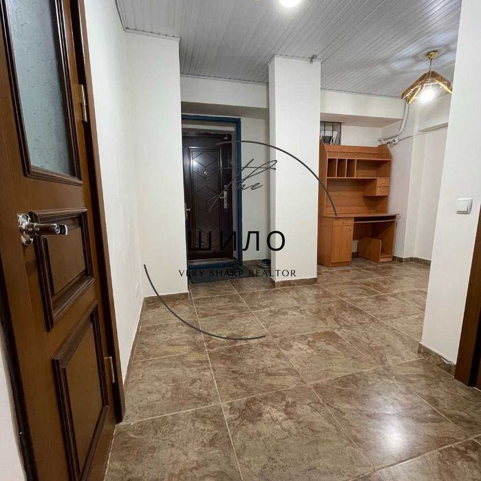 Выгодно 2х Ком на 2-ом этаже возле Алайского рынка(5 Мин)