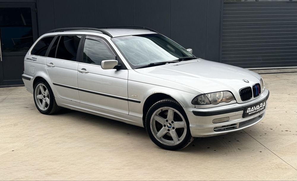 BMW E46 комби  330xi ръчка 231к.с НА ЧАСТИ