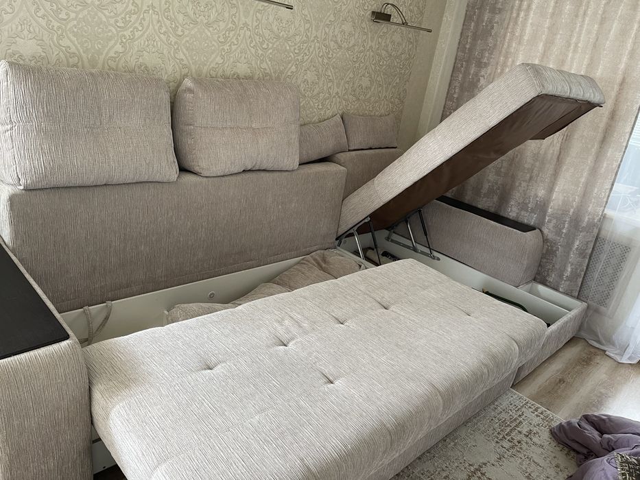 Продается Диван в отличном состоянии и качества