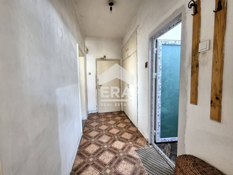 Продава се Двустаен апартамент в Момчилград - 90 кв.м за 589 €/кв.м - Снимка #8