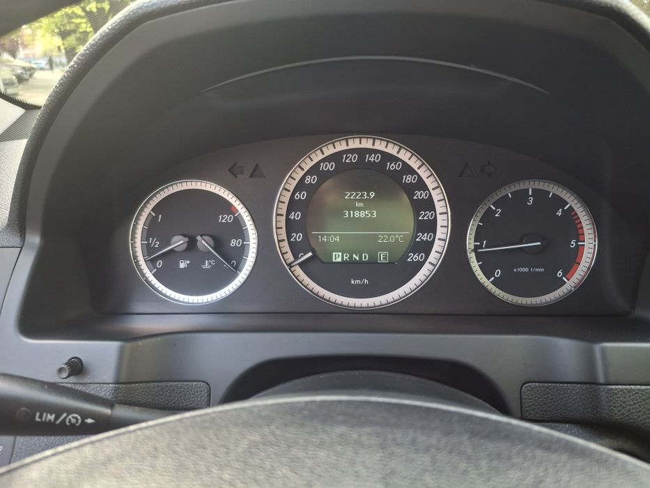 Mecedes-Benz c220