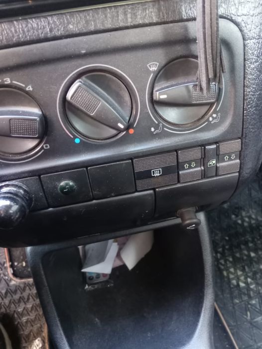 Продам Volkswagen golf 3 инжектор