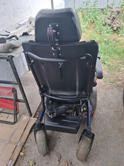 Продам инвалидную каляску