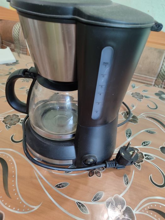 Продаю. Кофеварка Vitek VT-1506