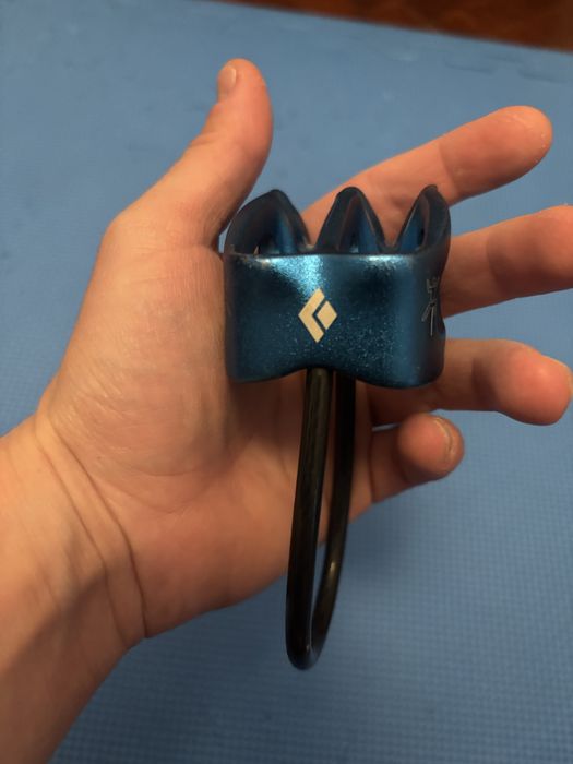 Dispozitiv filat escalada black diamond