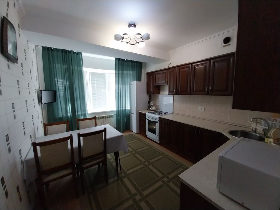 Сдам посуточно двухкомнатную квартиру