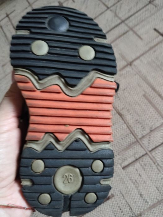 Продам сапожки зимние