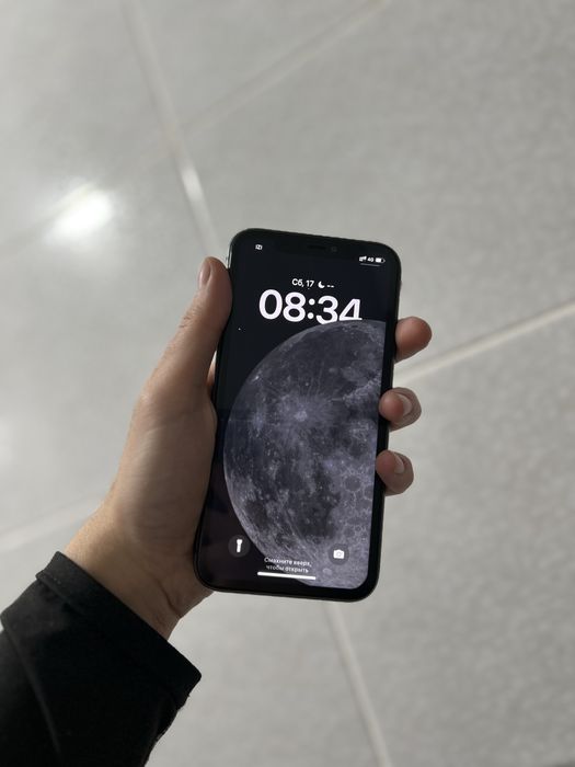 iPhone 11 64Gb продам