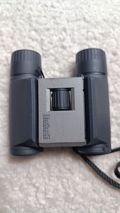 Bushnell 8x21mm бинокъл
