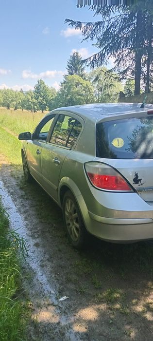 Vând sau schimb opel astra
