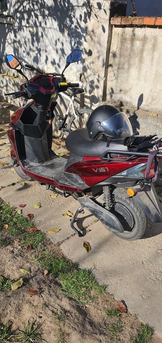 Vând Motor Electric