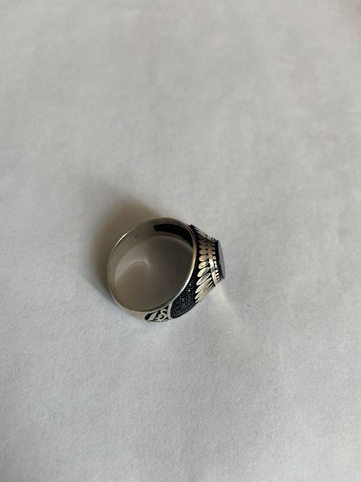 Перстень с камнем