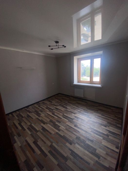 Продам 2-комнатную квартиру