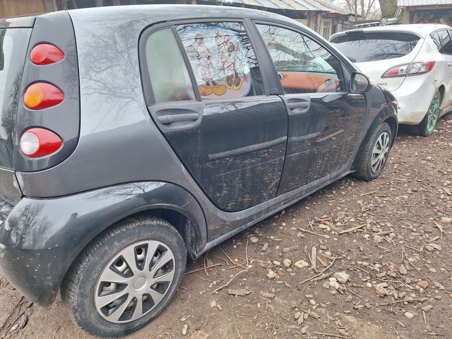 Dezmembrari Smart Forfour 1.3 benzina an 2006