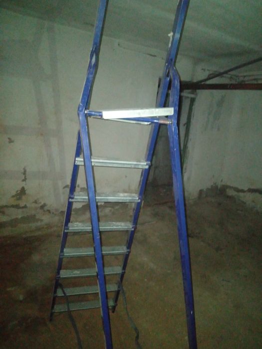 Стремянка/лестница