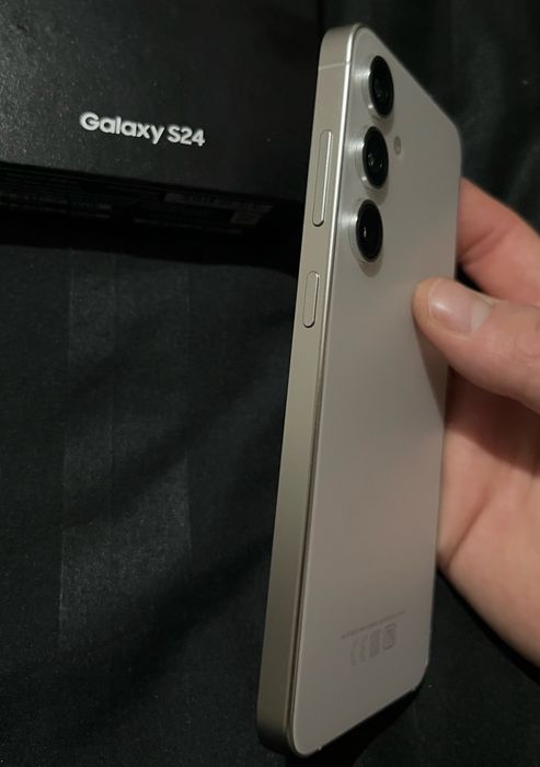 Galaxy S24. Физ 2 сим карты