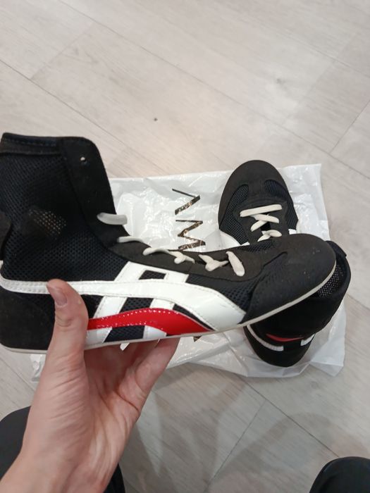 Боксерики от бренда асикс