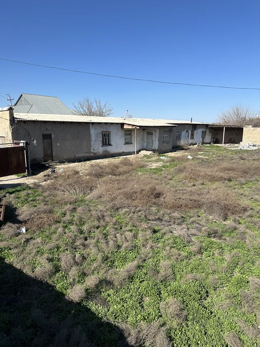 Уй сатылады орталыкта 15 сот