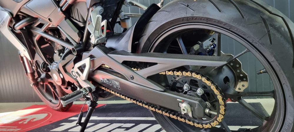 MotoFly vinde Honda CB300R an 2019 categ A2