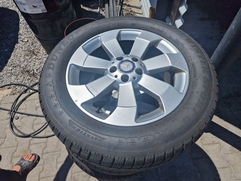 Гуми с Джанти за Mercedes ML W166 255/55 R18 Dunlop 2022