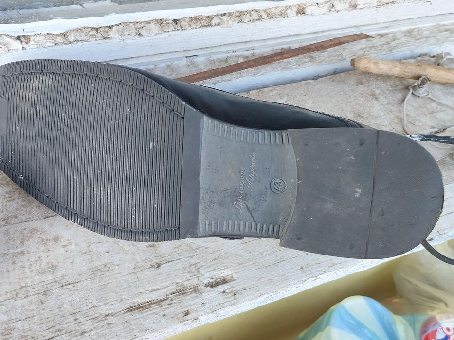 Продавам италиански обувки