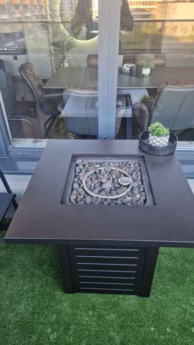 Газово огнище, маса