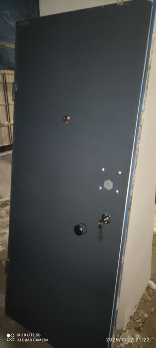 Продам дверь входную