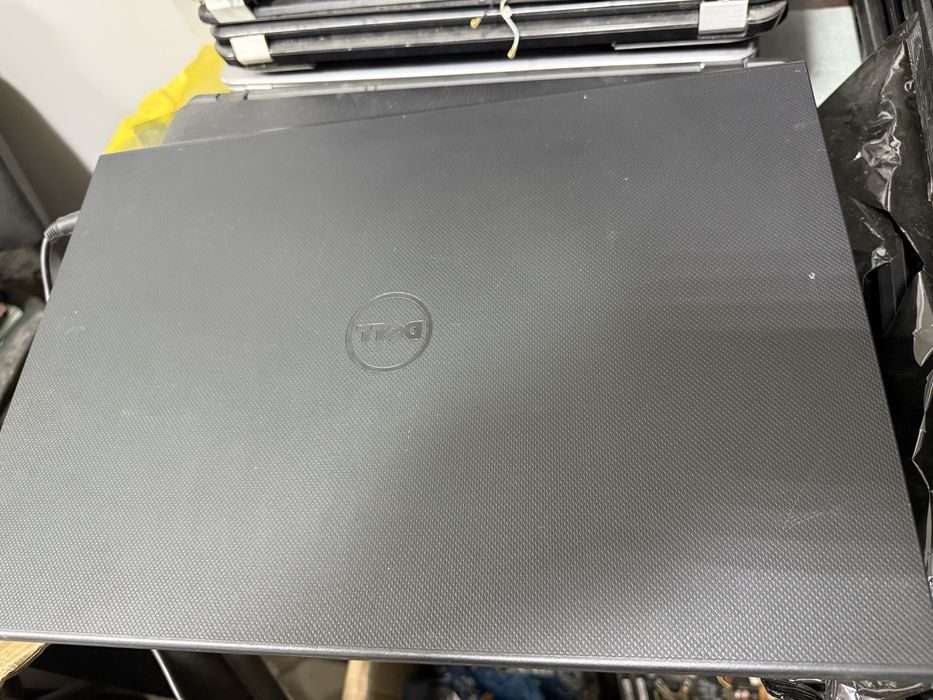 Ноутбук Dell, в отличном состоянии!
