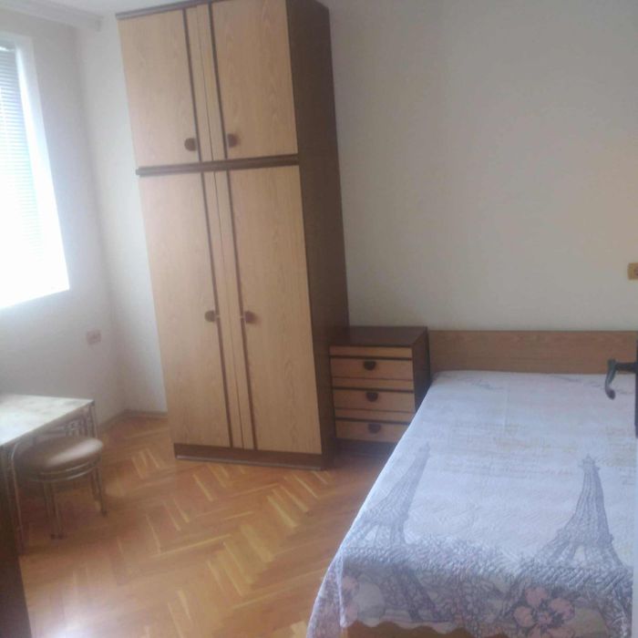 Дава се под наем Четиристаен апартамент в Ловеч, Промишлена зона - 94 кв.м за 306 € - Снимка #4