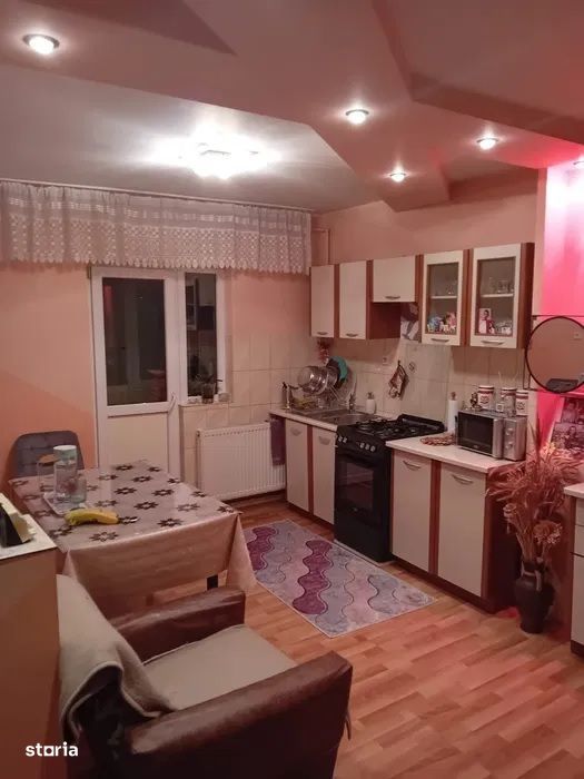 Apartament 3 camere – 72,48 mp, str. Simion Barnutiu