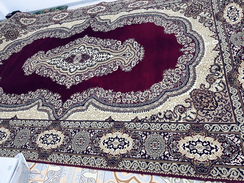 Кілемдер мен коврик