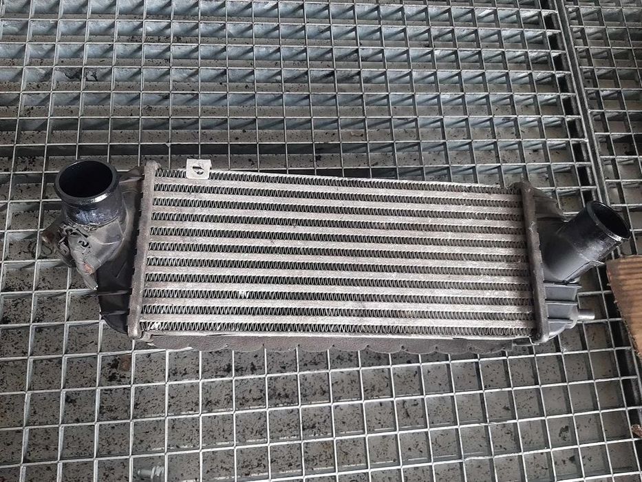intercooler 1.7 crdi  hyundai ix35 lm el elh tucson kia sportage  28270-2a850