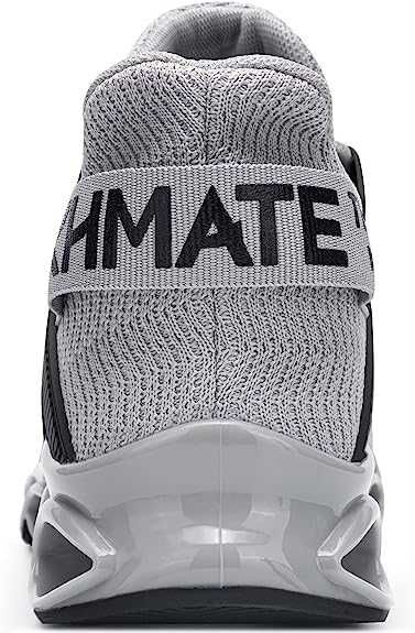 Стильные кроссовки для подростка