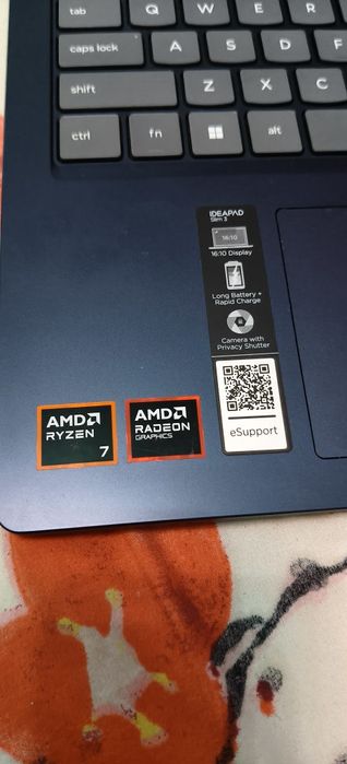 Laptop Lenovo Idea iPad Slim3