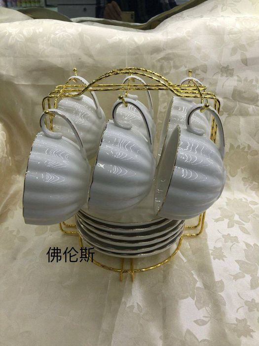 чашку для тарелки