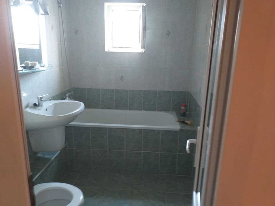 Dau in chirie apartament 2 camera